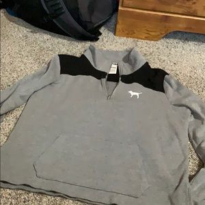 Long sleeve VS sweatshirt